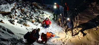 Двух женщин спасли в горах Алматы сотрудники МЧС РК