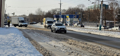 Если по цифрам, то аким - красавчик!