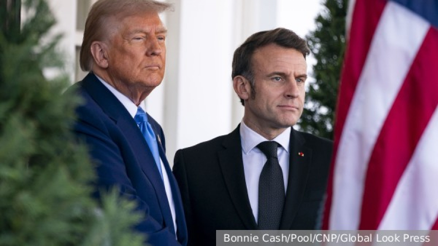 Зеленский прибыл с неанонсированным визитом в Стамбул