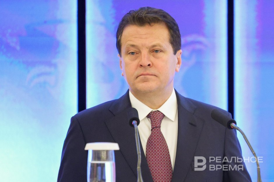 Метшин &mdash; об атаке на Нижнекамск: &laquo;Важно продолжать выполнять свои обязанности без панических настроений&raquo;