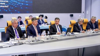 Олжас Бектенов провел совещание по внедрению цифрового тенге