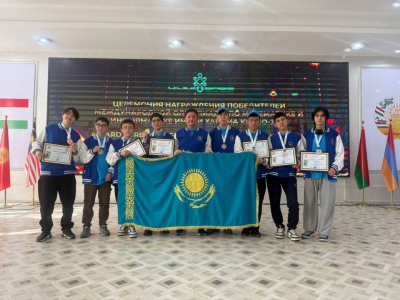 Казахстанские школьники показали 100% результат на KHIMIO-2025