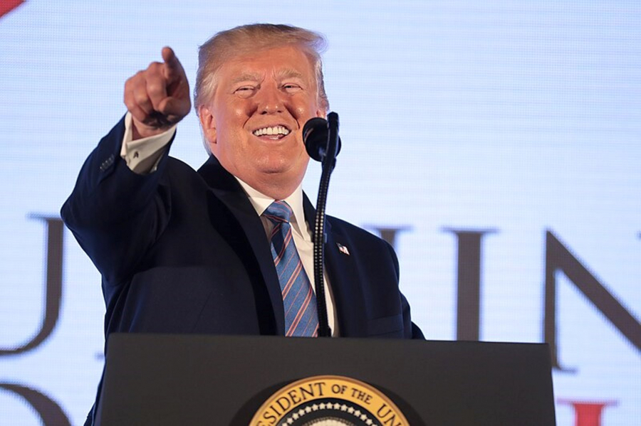 Трамп назвал Карлсона человеком с низким IQ из-за критики войны с Ираном