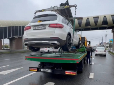 За долг в 64 миллиона рублей у татарстанца арестовали Mercedes