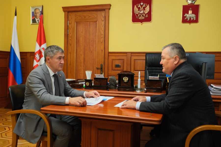Дмитрий Махонин и Валерий Сухих подвели итоги работы парламен