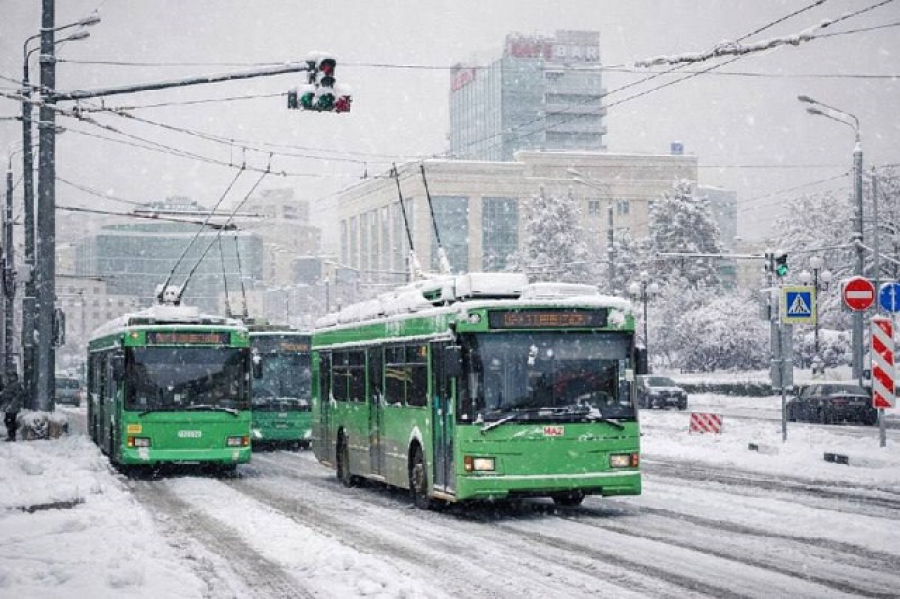 Не выдержали морозов: в Казани трамваи и троллейбусы встали из-за обрывов контактной сети