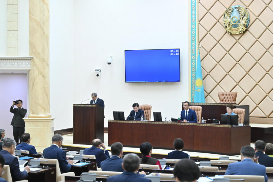 Сенат одобрил законы по вопросам территориальной обороны РК