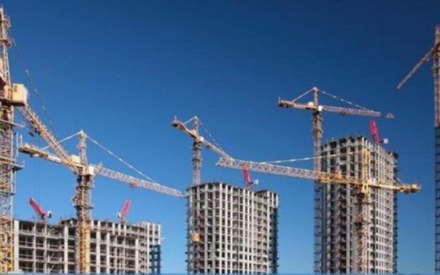 41,7% опрошенных в Атырауской области не могут приобрести свое жилье