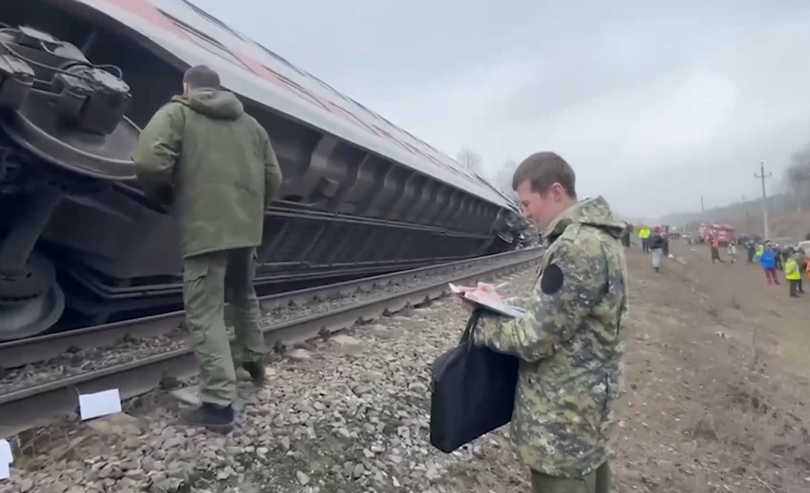 Назвали вероятную причину схода вагонов пассажирского поезда под Ульяновском