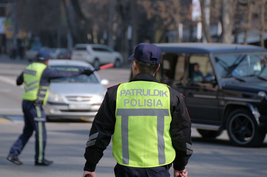 Мажоры будут нервно курить в сторонке?