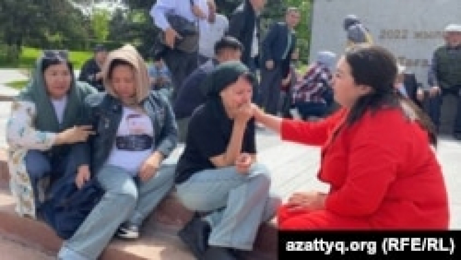 В Алматы родственники погибших во время Январских событий призвали оправдать их близких
