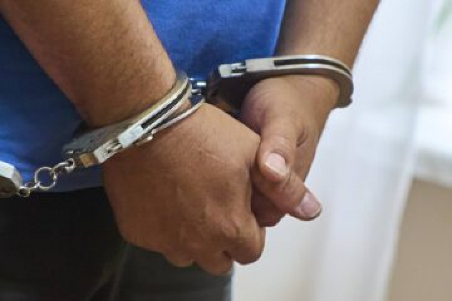 "Выберите себе гроб": мужчина годами истязал падчериц, навязывая им смертельные болезни 03/02/2026 &ndash; Новости