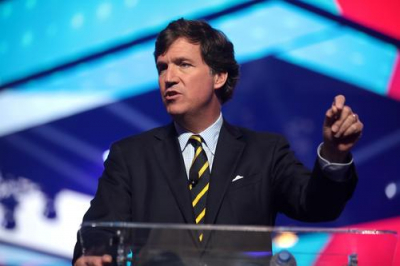 Карлсон: если США атаковали школу в Иране, то страна &laquo;не стоит того, чтобы за нее воевать&raquo;