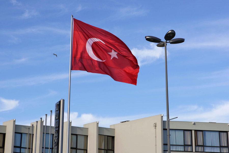 Oda TV: Граждан Турции попросили тратить на прием душа не больше 7 минут