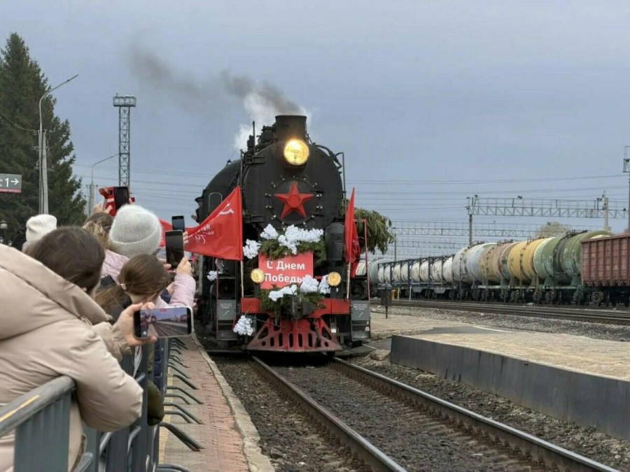 &laquo;Паровоз Победы&raquo; побывал в Бугульме и прибыл в Набережные Челны