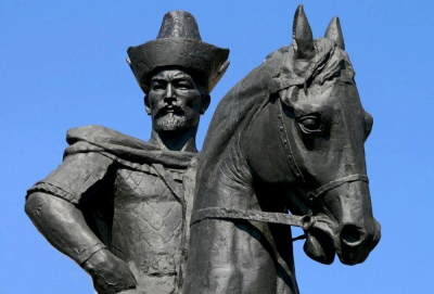 Бизнесмен заявил, что Кенесары-хан похоронен в Карагандинской области (ВИДЕО)