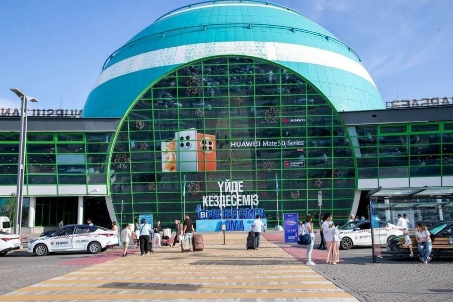 15 секунд на проверку: новая система погранконтроля заработала в аэропорту Астаны