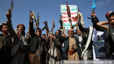 Японский Индекс Nikkei обвалился почти на 4% после открытия торгов