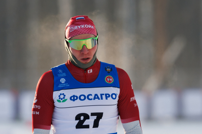 Большунов выиграл гонку на&nbsp;10 километров в&nbsp;финале Кубка России. Коростелев &ndash; второй