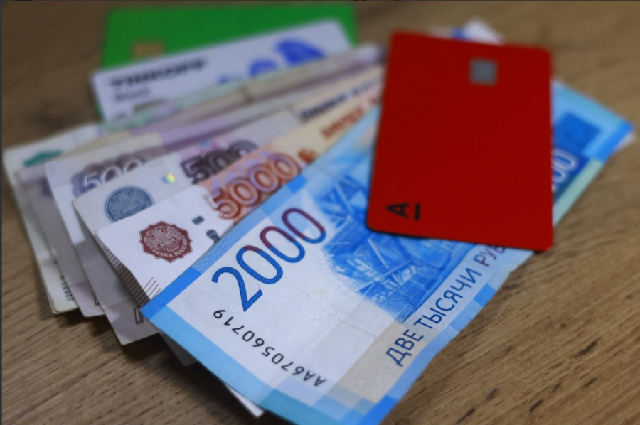 В судах Челнов находится 11 дел по передаче банковских карт мошенникам
