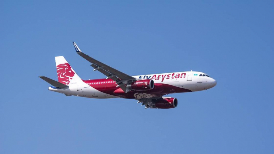 12-летнюю девочку оставили одну в аэропорту: FlyArystan привлекут к ответственности