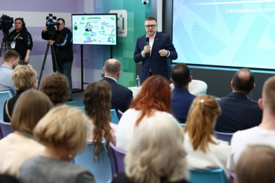 Алексей Текслер: &laquo;ИИ качественно меняет нашу повседневную жизнь&raquo;