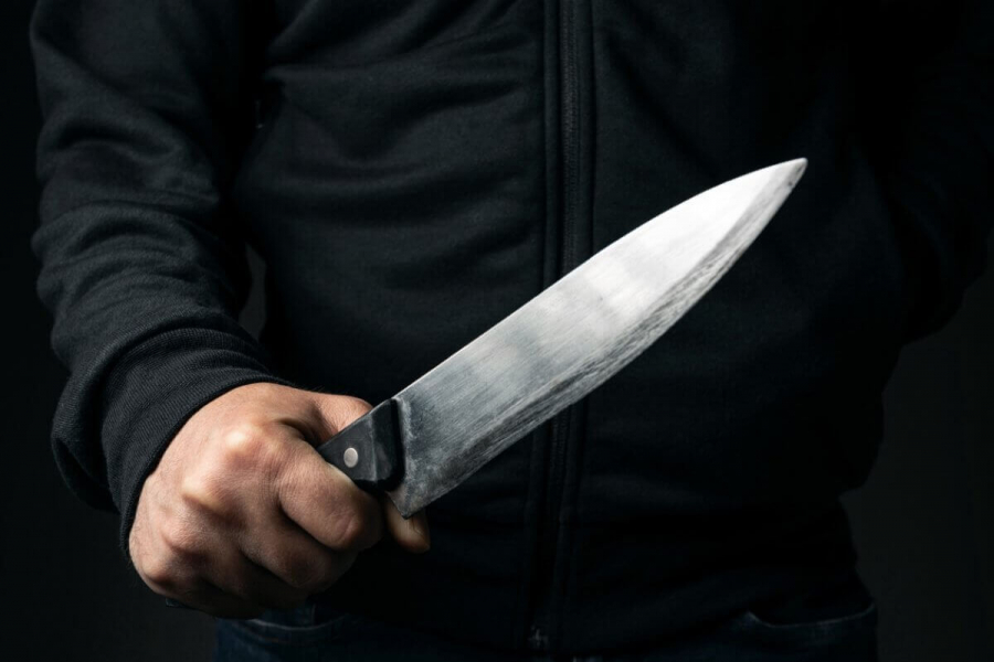 “Кто олень?”: пассажира автобуса пырнули ножом за оскорбление (ВИДЕО)