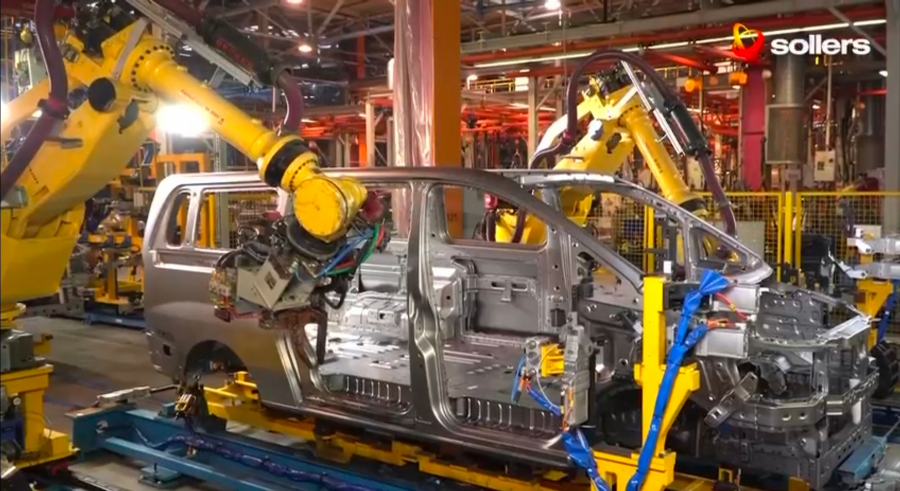 В Татарстане стартовало серийное производство минивэнов Sollers SF1
