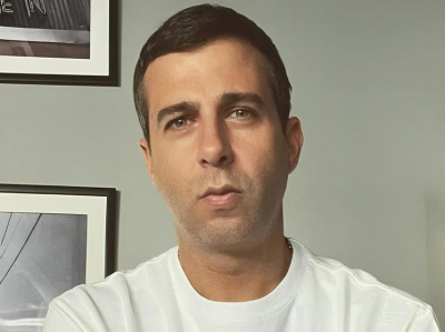 Ургант заработает на гастролях за границей 38 миллионов рублей