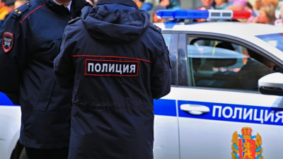 Неизвестный открыл стрельбу из автомата по прохожим в Москве. Один человек погиб