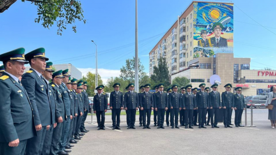 Посвященный пограничникам мурал открыли в Астане