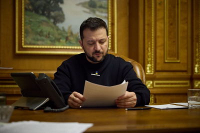 Зеленский заявил об открытии нового фронта после удара по судну Ирана
