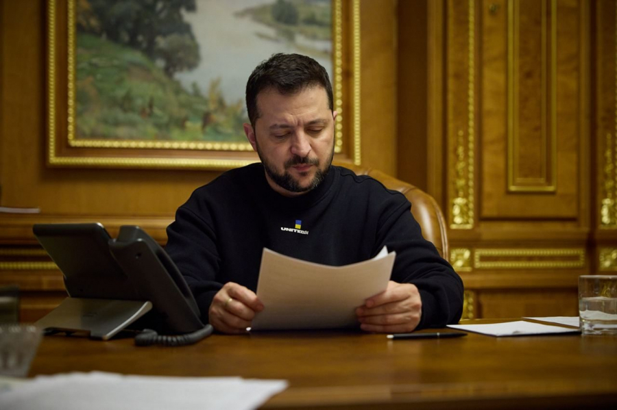 Зеленский заявил об открытии нового фронта после удара по судну Ирана