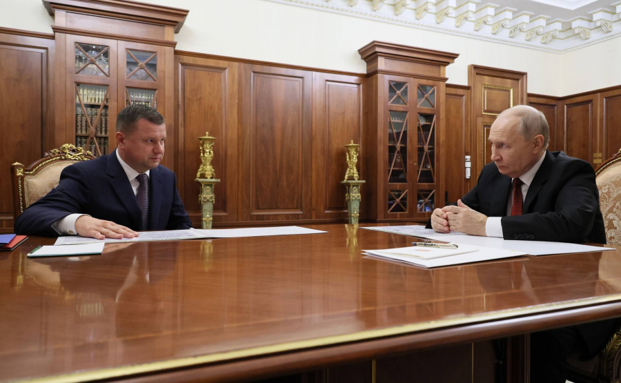 Путин поручил миграционной службе инициировать работу по подготовке трудовых мигрантов к жизни в России