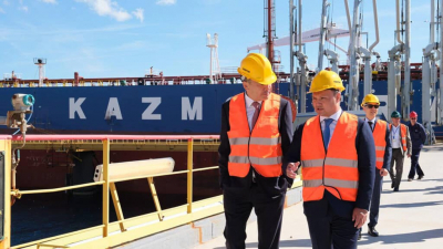 Казахстан начал поставлять нефть в Венгрию через Хорватию