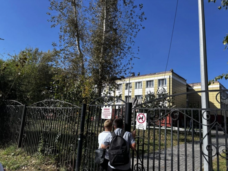 Александр Моор: погоревшую школу № 65 в Тюмени восстановят после пожара