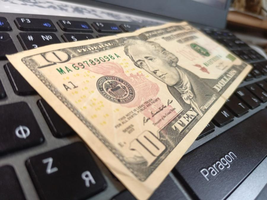 Доллару конец? &laquo;Нет резких поводов для ослабления рубля&raquo;