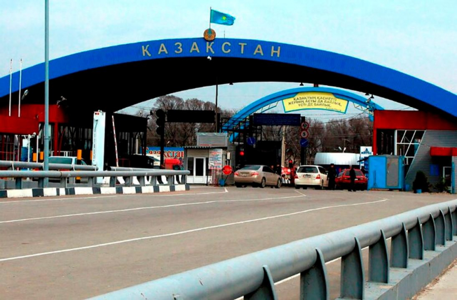 В Казахстане проводят техническое переоснащение таможенных постов