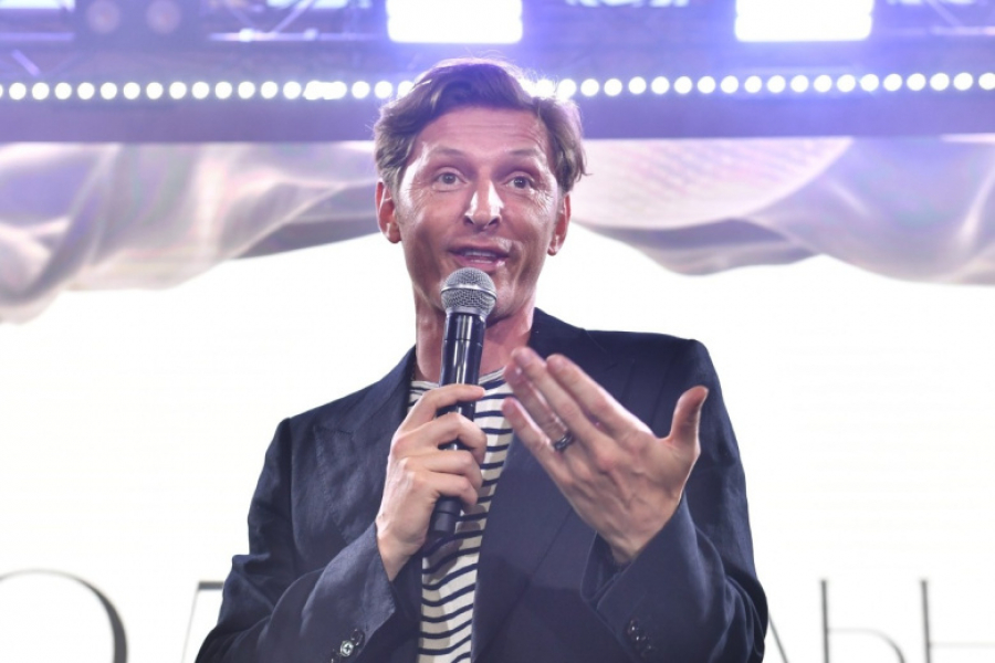 Брак с Утяшевой, дружба с Зеленским, теракт: как живет Павел Воля