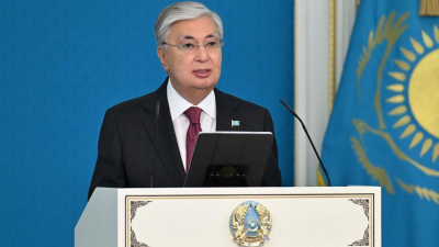 Токаев принял главу МФЦА Рената Бектурова