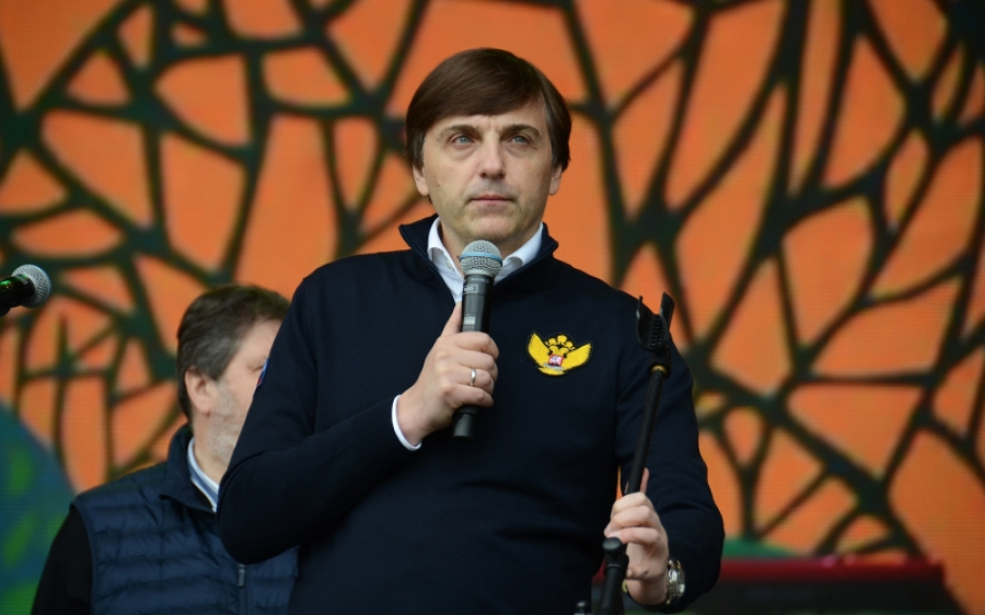 Кравцов назвал главные правила для первоклассников в 2026/27 учебном году: никакой &laquo;домашки&raquo;