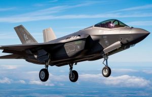 Bloomberg: детали F-35 попали в Гонконг через Южную Корею при участии UPS
