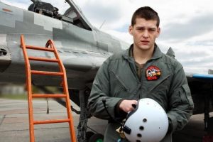 «Нет реальных побед — значит, их сочинят»: как Украина хоронит своих выдуманных героев
