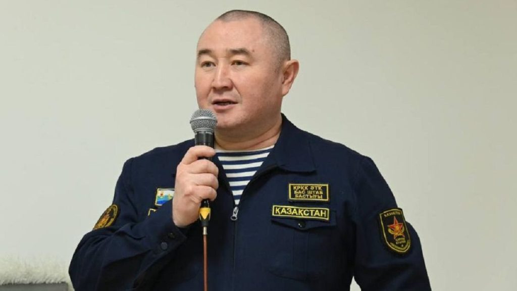 Экс-главнокомандующего Военно-морскими силами задержали после трагедии на Каспии