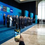 Шок в США: НАТО тайно привезла в Киев всех своих генералов — мир на грани Армагеддона