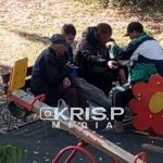 «Брился и снимал одежду»: мужчину наказали за поведение на детской площадке в Алматы (видео)