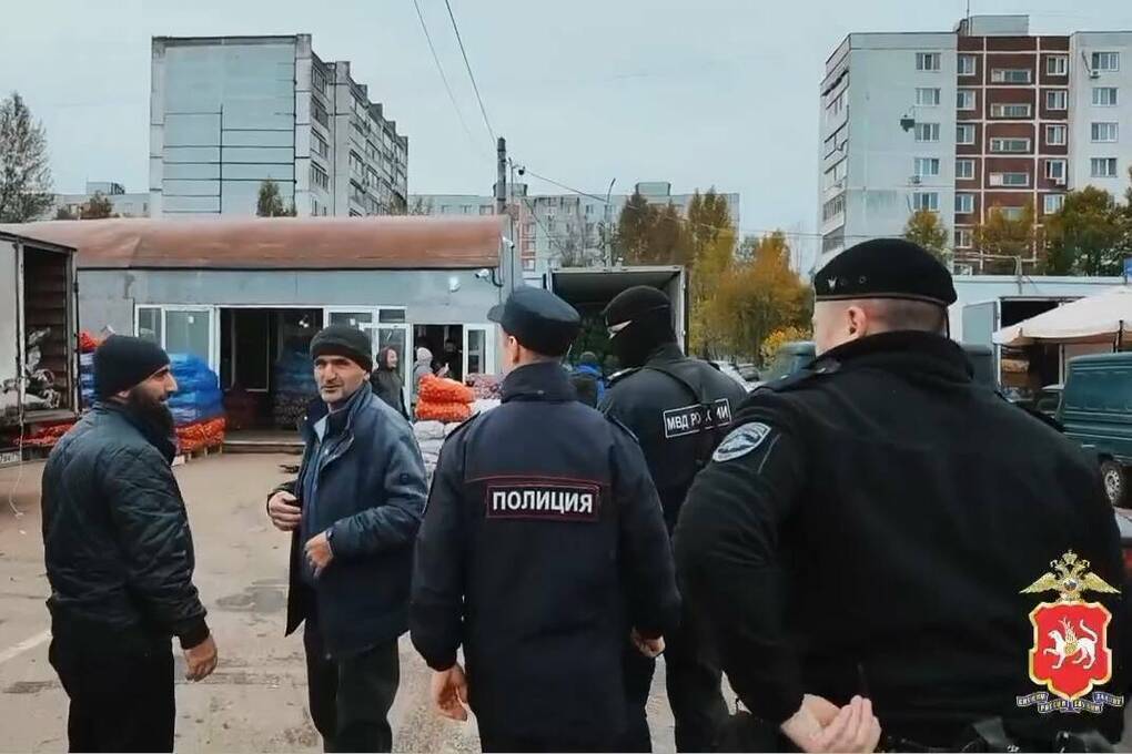 В Казани после рейда выдворят из страны 118 мигрантов